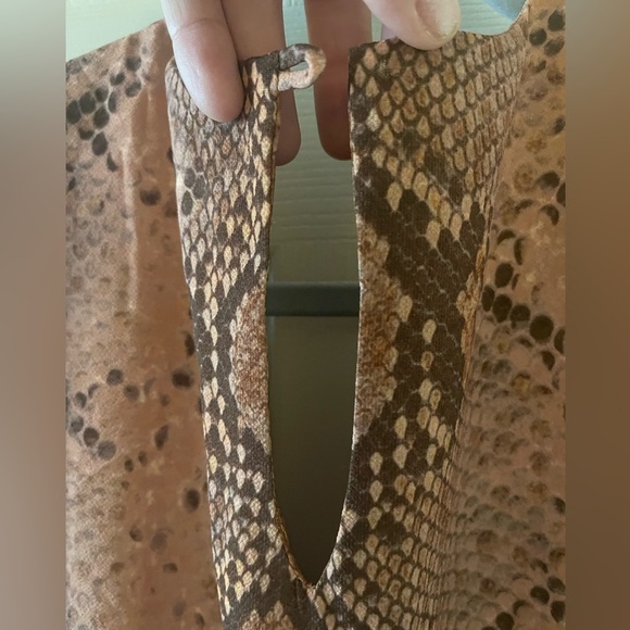 Drew snakeskin dress • Women’s Large - Picture 6 of 9